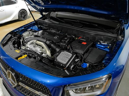 Used 2024 Mercedes-Benz GLB 250 image 46