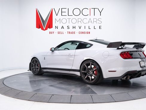 Used 2022 Ford Mustang Shelby GT500 w/ Carbon Fiber Track Pack image 8