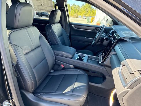 New 2026 GMC Acadia Elevation w/ Black Edition image 28