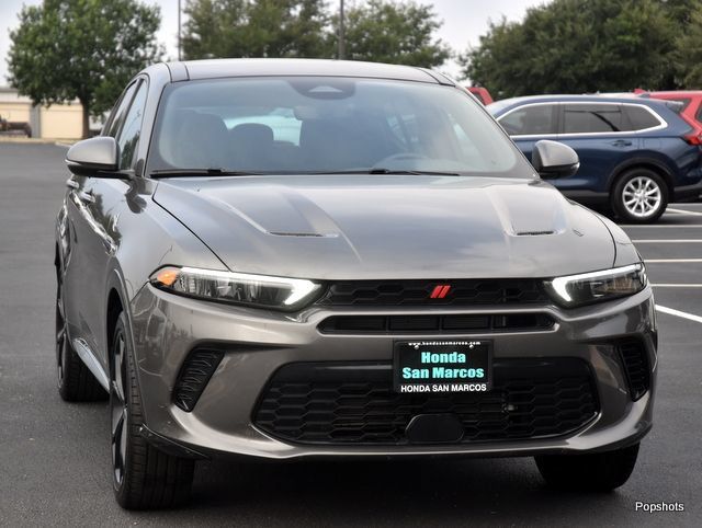 Used 2024 Dodge Hornet R/T Plus w/ Track Pack AWD/4WD image 2