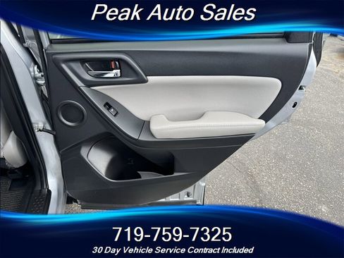 Used 2014 Subaru Forester 2.5i Touring image 33