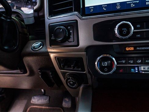 Used 2022 Ford F250 King Ranch w/ King Ranch Ultimate Package AWD/4WD image 20