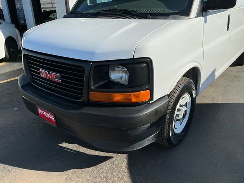 Used 2017 GMC Savana 2500 Extended image 20