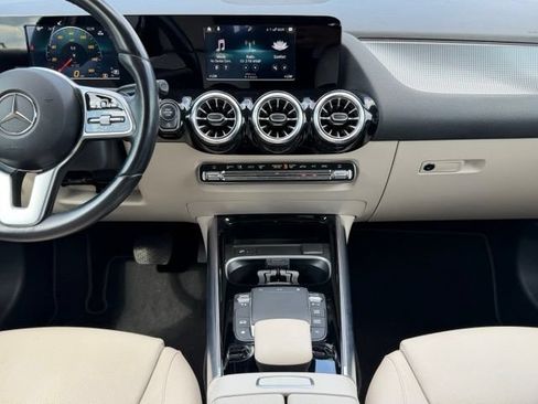 Certified 2023 Mercedes-Benz GLA 250 4MATIC image 13