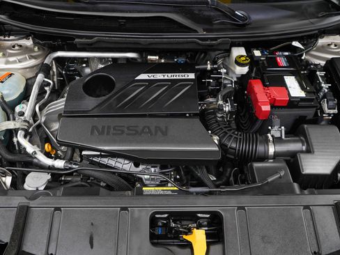 Used 2023 Nissan Rogue Platinum AWD/4WD image 33