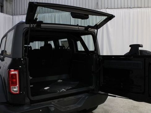 New 2025 Ford Bronco 4-Door AWD/4WD image 30