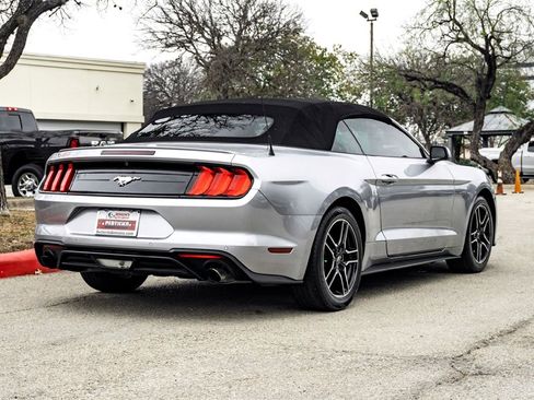 Used 2023 Ford Mustang Premium image 5