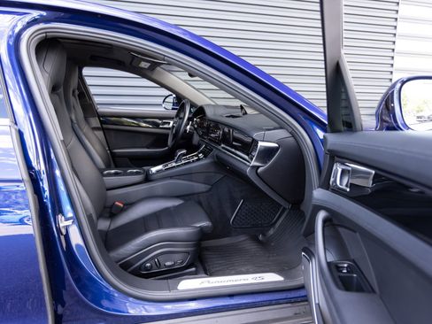 Certified 2022 Porsche Panamera 4S w/ Premium Package AWD/4WD image 29
