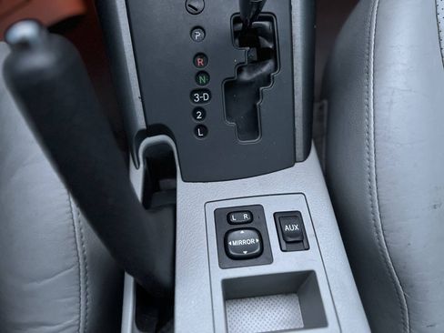 Used 2010 Toyota RAV4 Limited AWD/4WD image 14