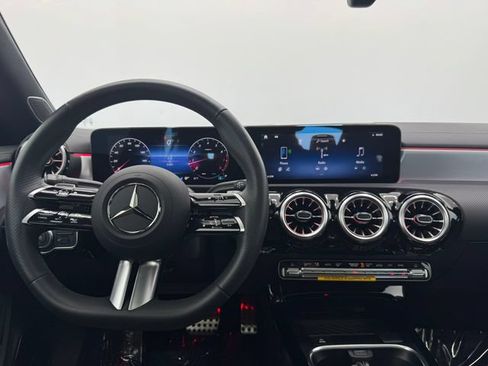 Certified 2026 Mercedes-Benz CLA 250 image 4
