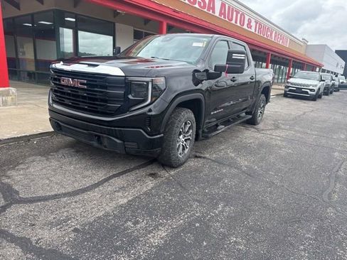Used 2022 GMC Sierra 1500 Pro w/ Pro Value Package AWD/4WD image 4