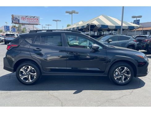 Used 2026 Subaru Crosstrek 2.5i Premium AWD/4WD image 7