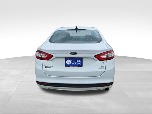 Used 2014 Ford Fusion SE w/ Equipment Group 202A FWD image 7