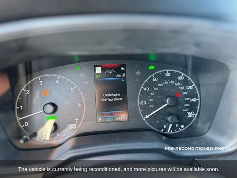 Used 2024 Toyota Corolla SE FWD image 16