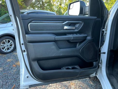 Used 2019 RAM 1500 Big Horn image 10