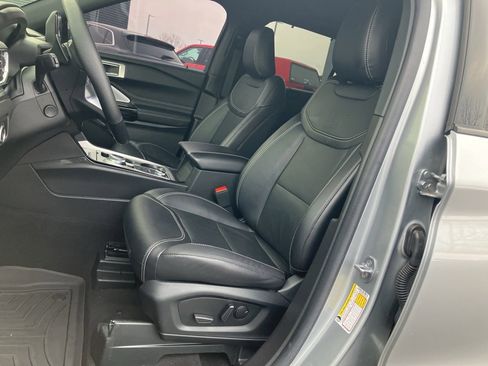 Used 2023 Ford Explorer ST w/ Equipment Group 401A image 11