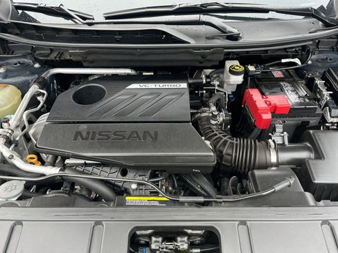 Used 2025 Nissan Rogue SV AWD/4WD image 29