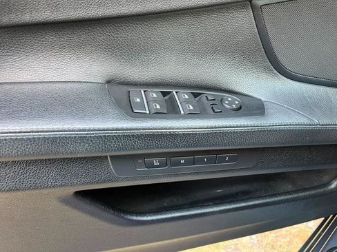 Used 2013 BMW 740i RWD image 38