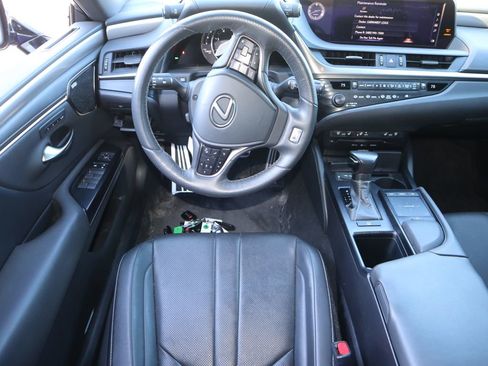 Used 2019 Lexus ES 350 F Sport image 6