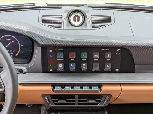 Certified 2025 Porsche 911 GT3 RWD image 13