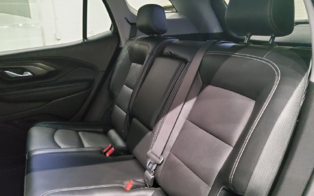 Used 2024 GMC Terrain SLT FWD image 24