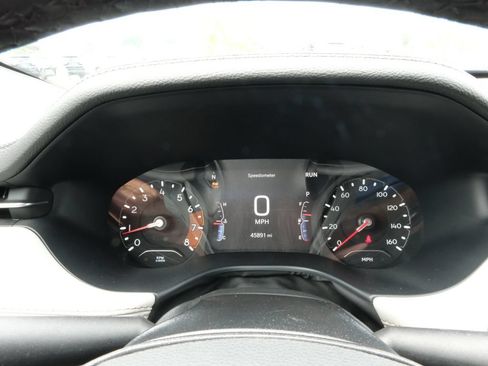 Certified 2025 Jeep Compass Limited AWD/4WD image 6