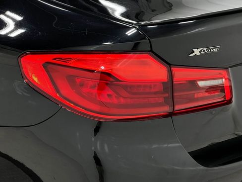 Used 2018 BMW M550i xDrive AWD/4WD image 37