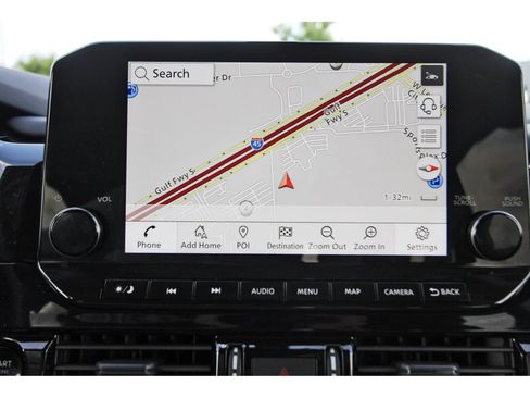 Certified 2025 Nissan Pathfinder SL FWD image 25