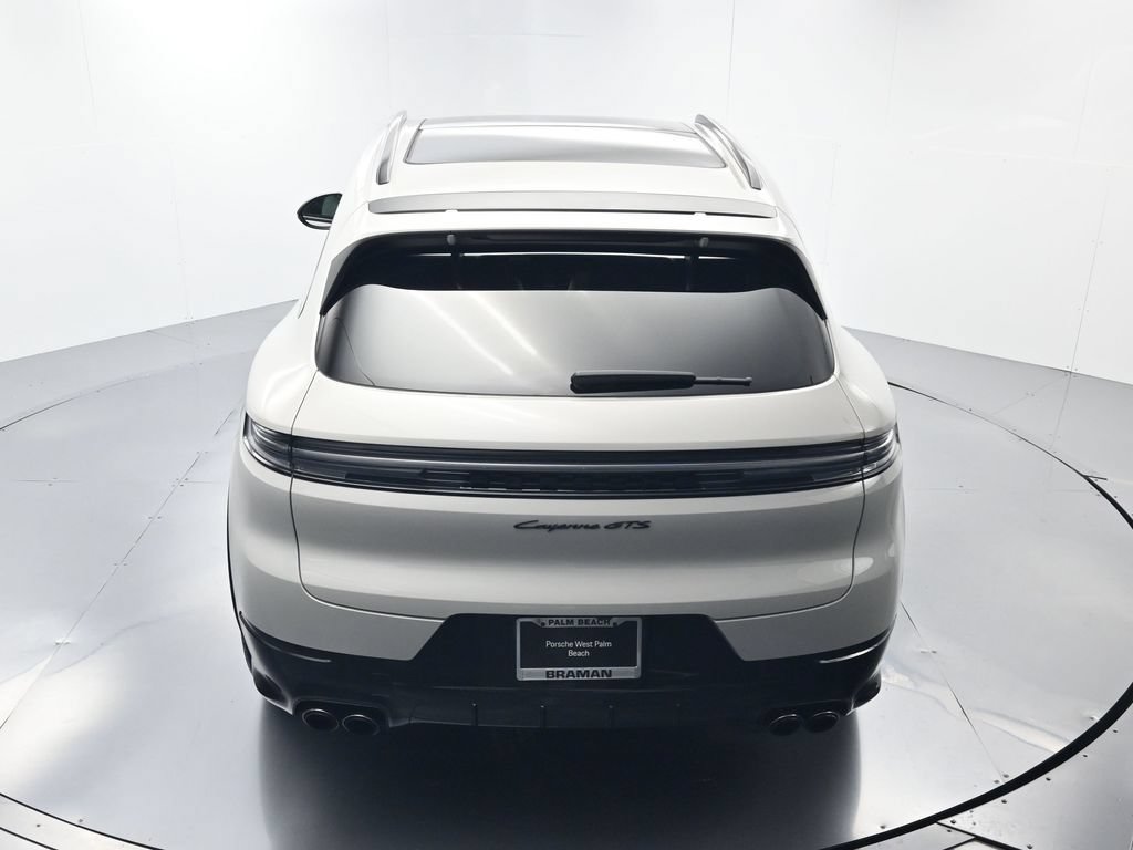 Certified 2026 Porsche Cayenne GTS AWD/4WD image 38