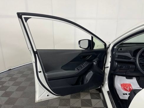 Used 2024 Subaru Crosstrek 2.0i Premium AWD/4WD image 15