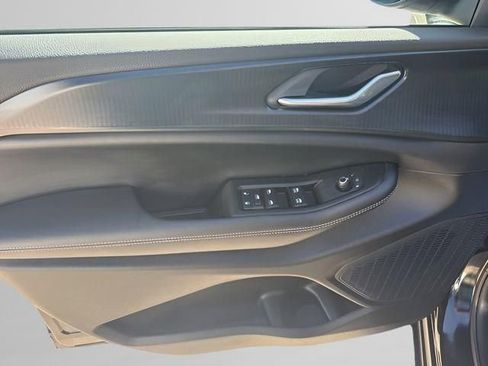 New 2026 Jeep Grand Cherokee Laredo image 10