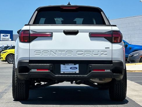 Used 2022 Hyundai Santa Cruz SEL AWD/4WD image 4