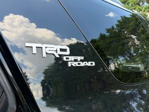 Used 2023 Toyota 4Runner TRD Off-Road Premium w/ Off Road Premium Plus Package AWD/4WD image 17
