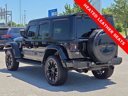 Used 2021 Jeep Wrangler Unlimited Sahara AWD/4WD image 4