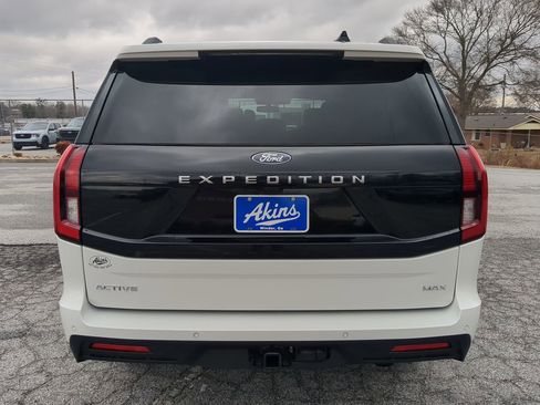 New 2026 Ford Expedition Max Active image 4
