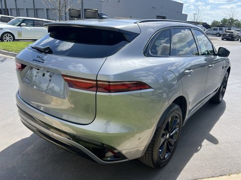 Certified 2025 Jaguar F-PACE R-Dynamic S AWD/4WD image 7