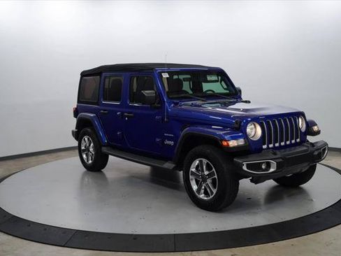 Certified 2020 Jeep Wrangler Unlimited Sahara AWD/4WD image 3