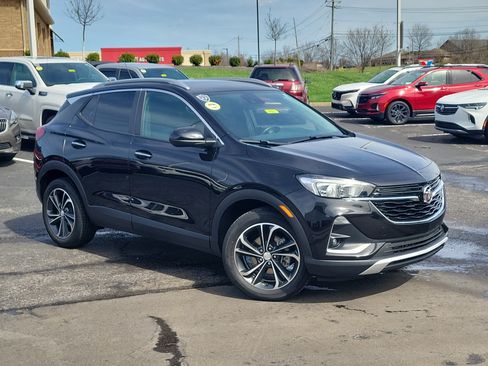 Used 2023 Buick Encore GX Select FWD image 34