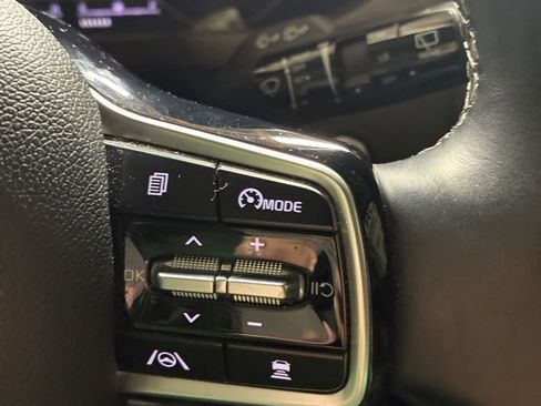 Used 2022 Kia Sorento EX image 15