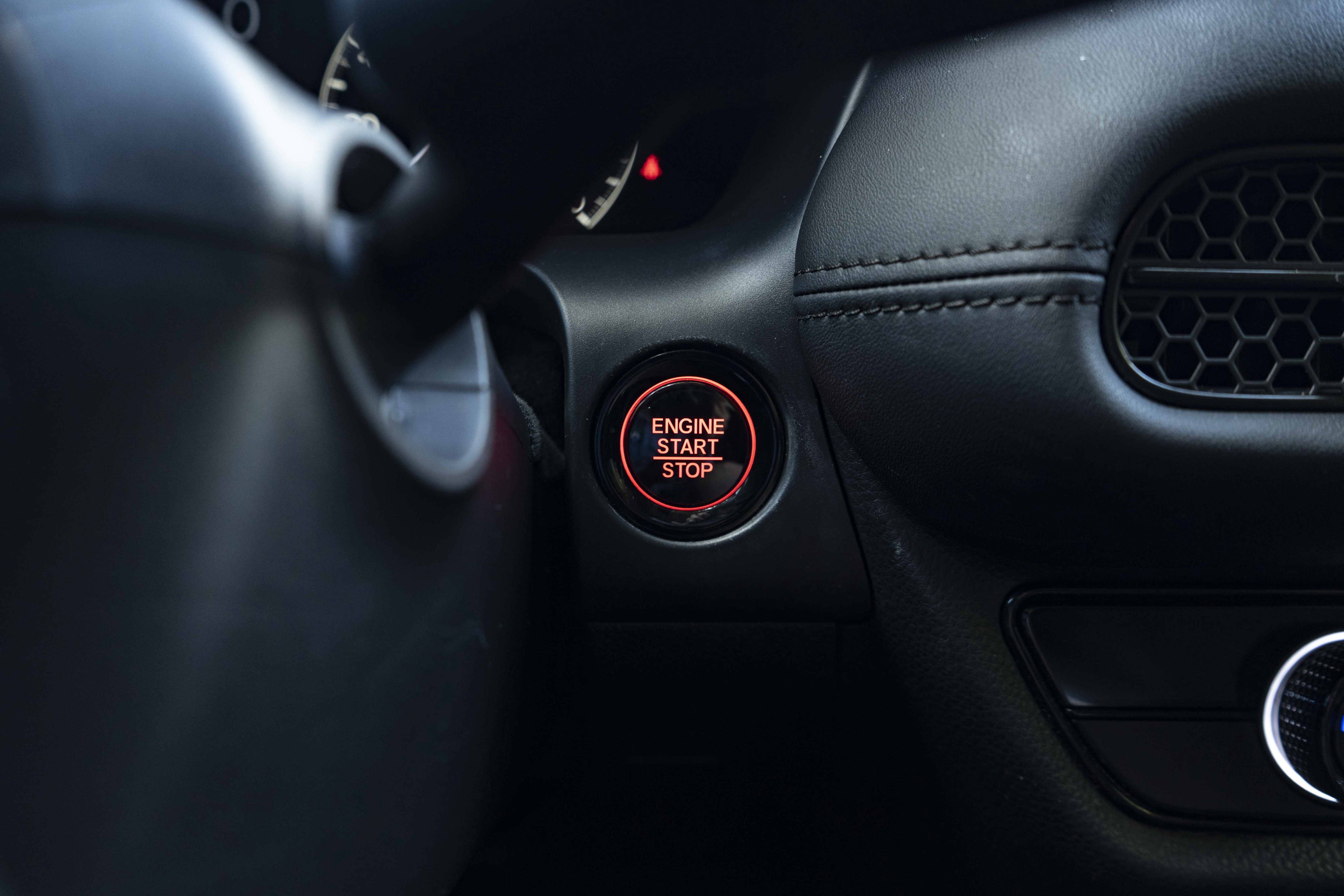 Certified 2024 Honda HR-V LX image 25