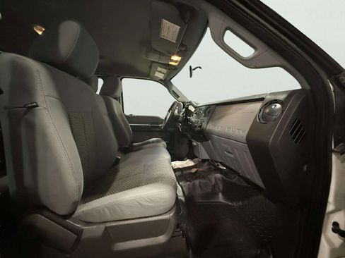 Used 2015 Ford F250 XL w/ Power Equipment Group image 20