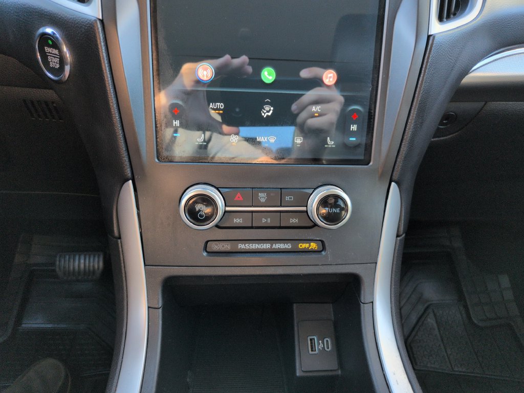 Used 2022 Ford Edge SEL AWD/4WD image 18