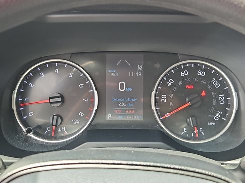 Used 2021 Toyota RAV4 LE FWD image 16