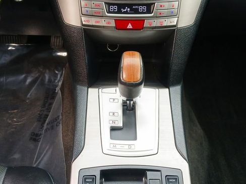 Used 2013 Subaru Outback 3.6R Limited image 13