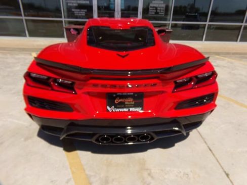 Used 2025 Chevrolet Corvette Z06 w/ Battery Protection Package RWD image 6