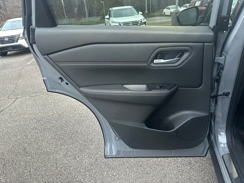 New 2026 Nissan Rogue SV image 22