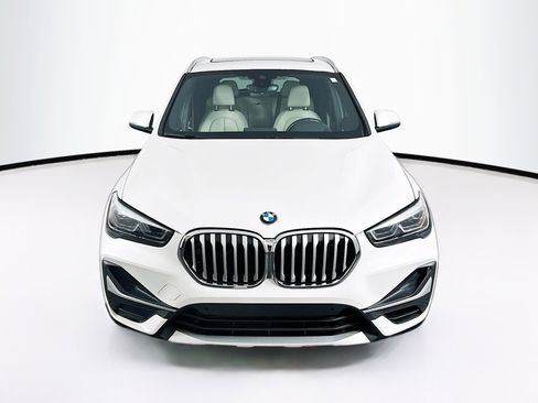 Used 2021 BMW X1 sDrive28i image 2