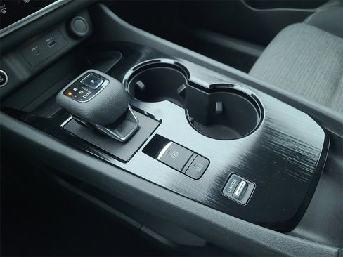 Certified 2021 Nissan Rogue S image 21