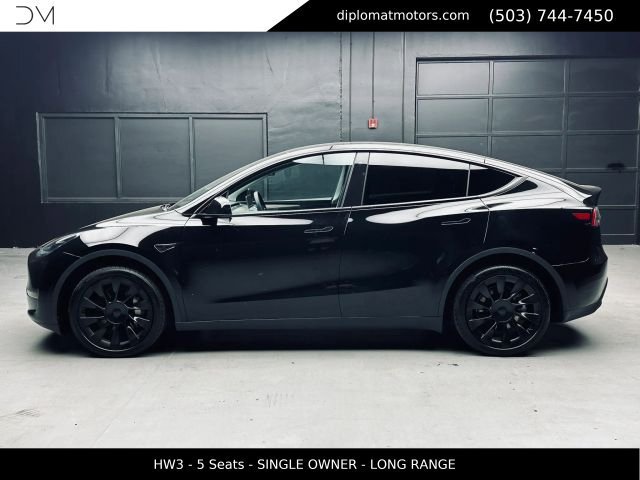 Used 2023 Tesla Model Y Long Range AWD/4WD image 3