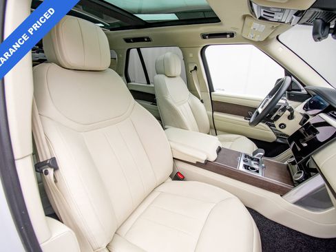 Used 2023 Land Rover Range Rover SE AWD/4WD image 12